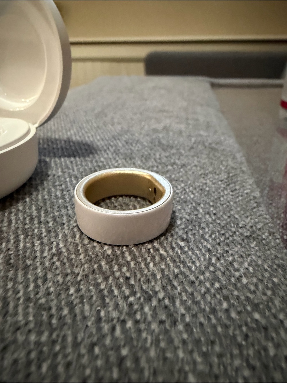 Femometer Gen 2 Smart Health Tracking Ring - Picture 3 of 5